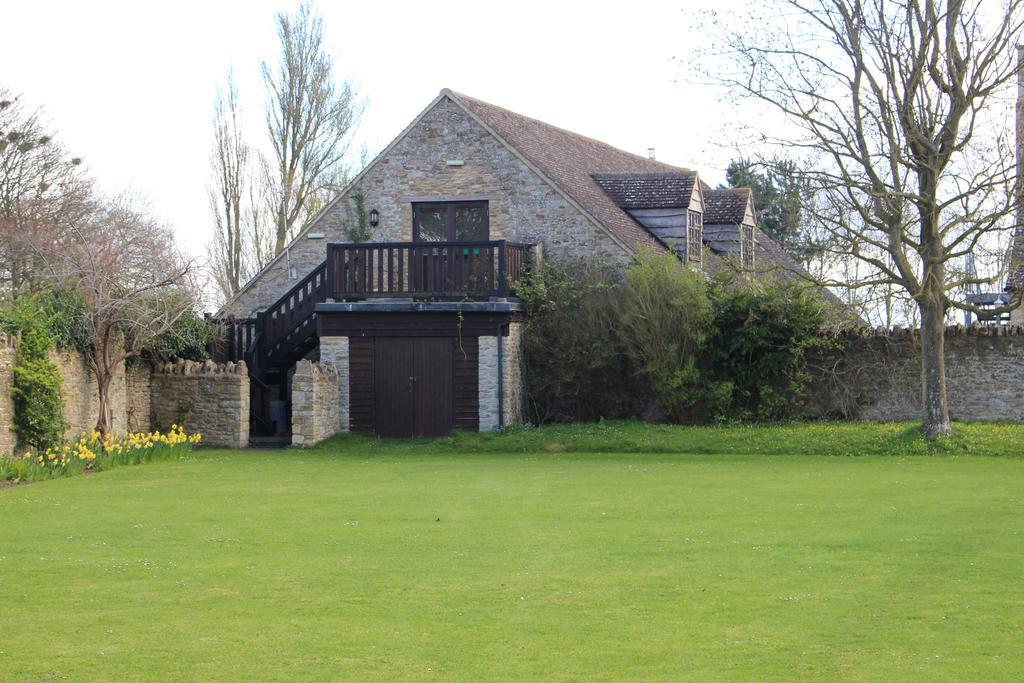 Charney Manor Guest House Kingston Bagpuze Exterior photo